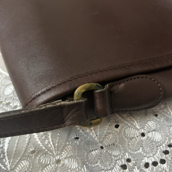 Vintage Coach #9076 Brown Leather Messenger Bag with Adjustable Strap - Picture 12 of 12